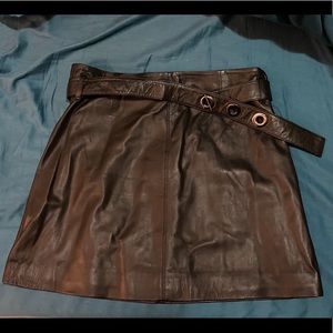 Marciano 100% lamb leather skirt with leather belt